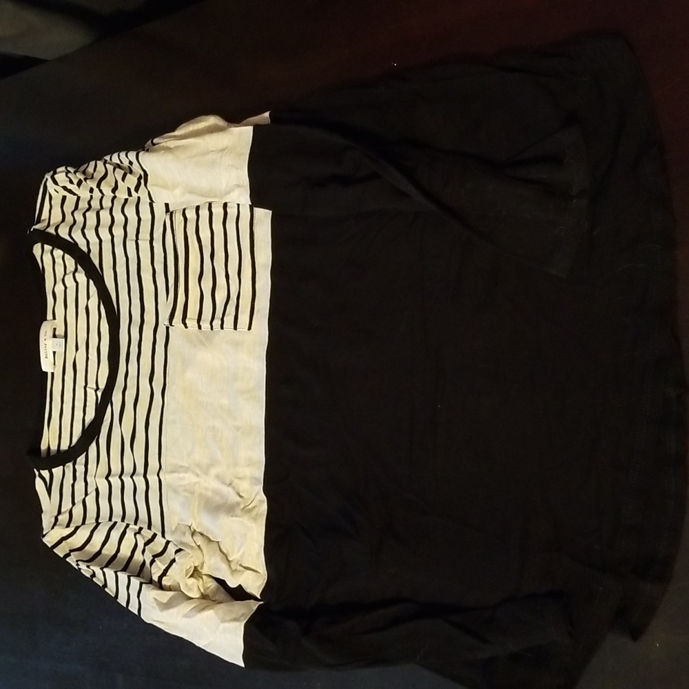 Womens Hailey & co long sleeved size medium